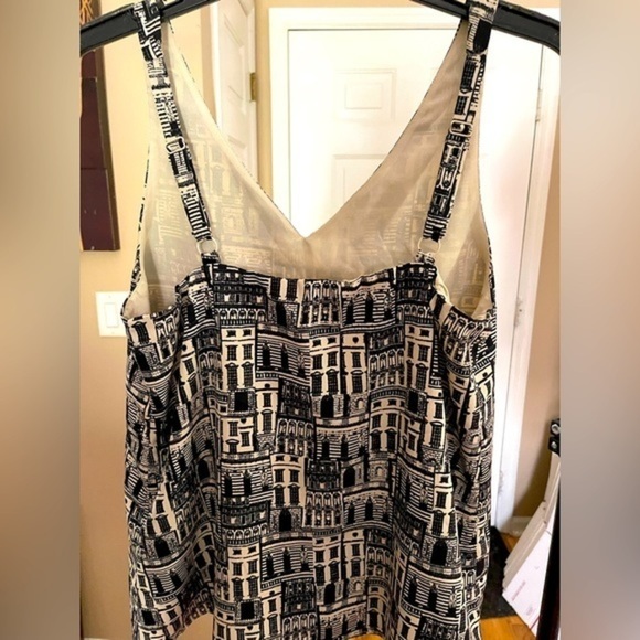 Banana Republic City-Scape Tank Cami V-Neck SP EUC - Picture 2 of 5